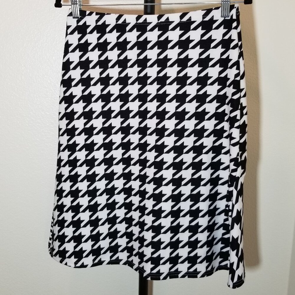Classic‎ Concepts Fit & Flair Medium Skirt Houndstooth Black White Retro NWOT